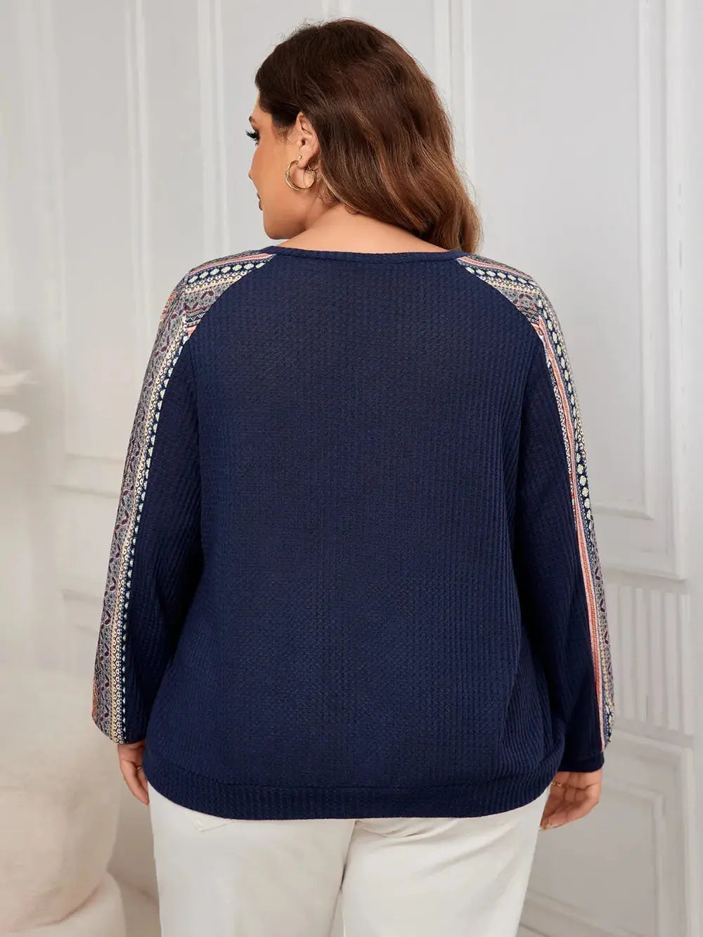 Honey Plus Size Printed Long Sleeve Sweatshirt - Everyday Curves