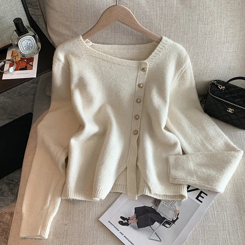 Chic style Single-Row Metal Button Crewneck Long Sleeve Knit Sweater for Women, Inner Layer or Outer Wear - Everyday Curves