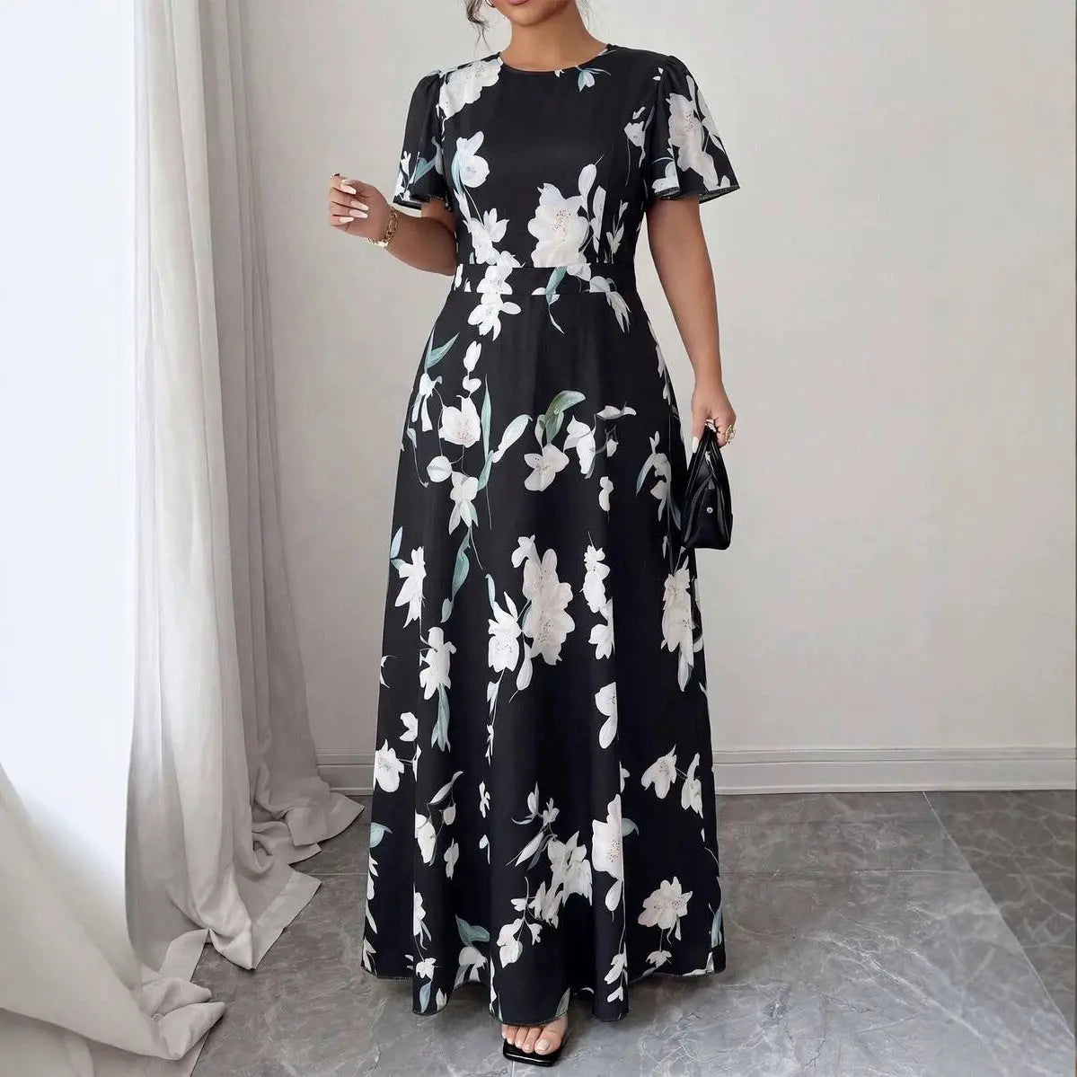 Chic Plus Size Women&