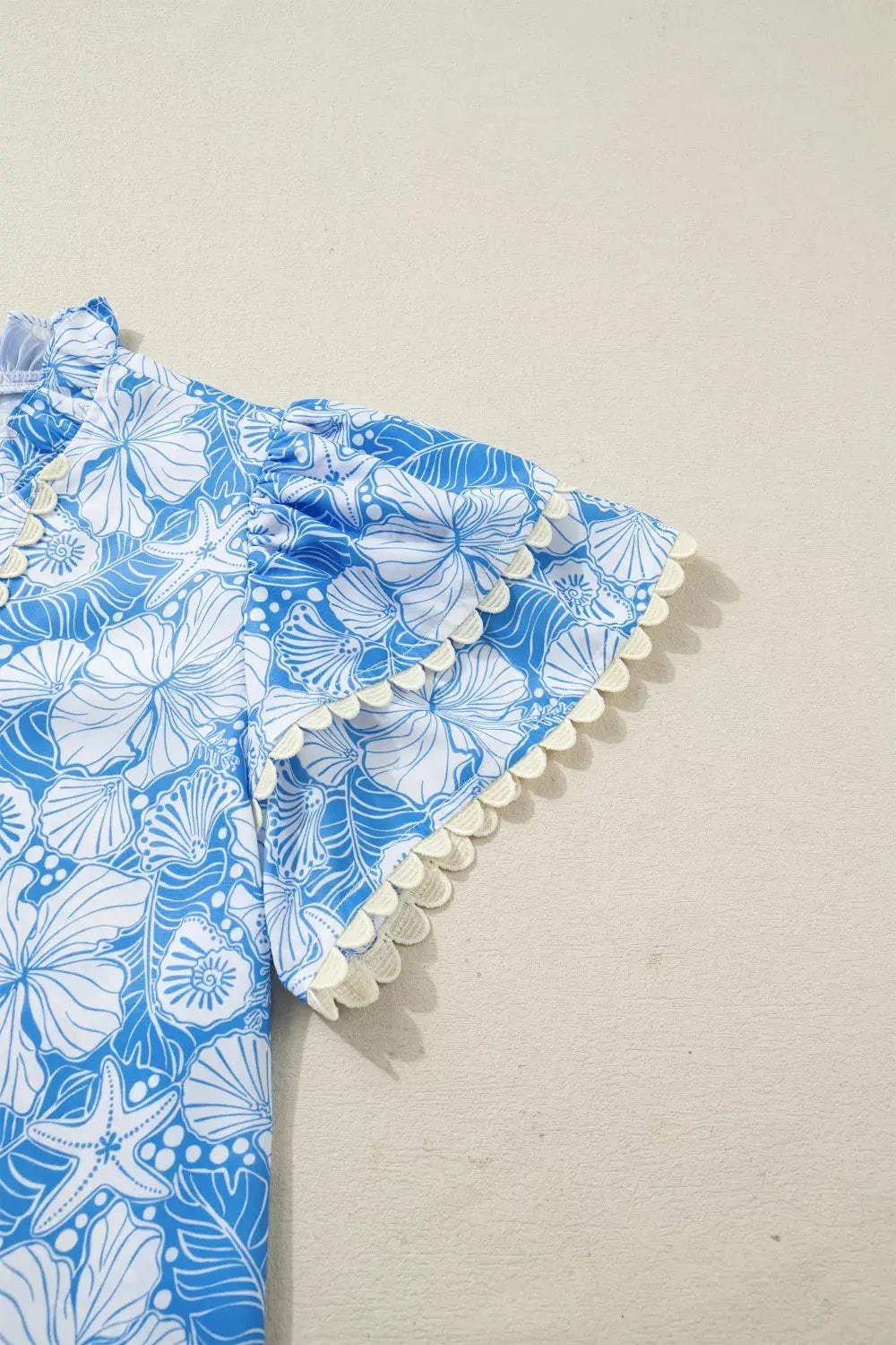 Scalloped Trim V Neck Short Sleeve Blouse 6