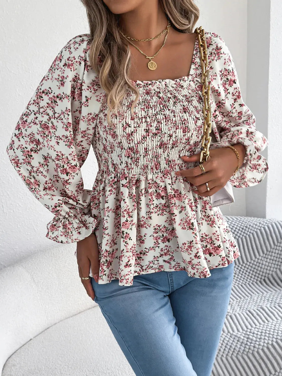 Floral Square Neck Flounce Sleeve Blouse 05