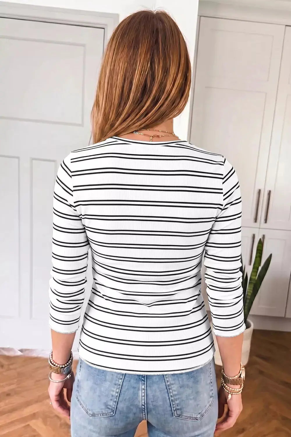 Round Neck Long Sleeve Top 3
