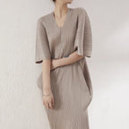 Spring/Summer Women's Midi Plus-Size Bat-Sleeved V-Neck Holiday Chiffon Commuter Dresses
