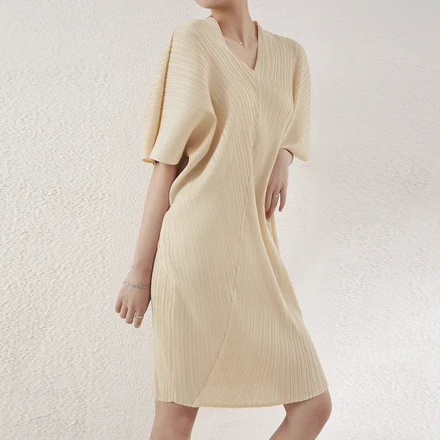 Spring/Summer Women's Midi Plus-Size Bat-Sleeved V-Neck Holiday Chiffon Commuter Dresses
