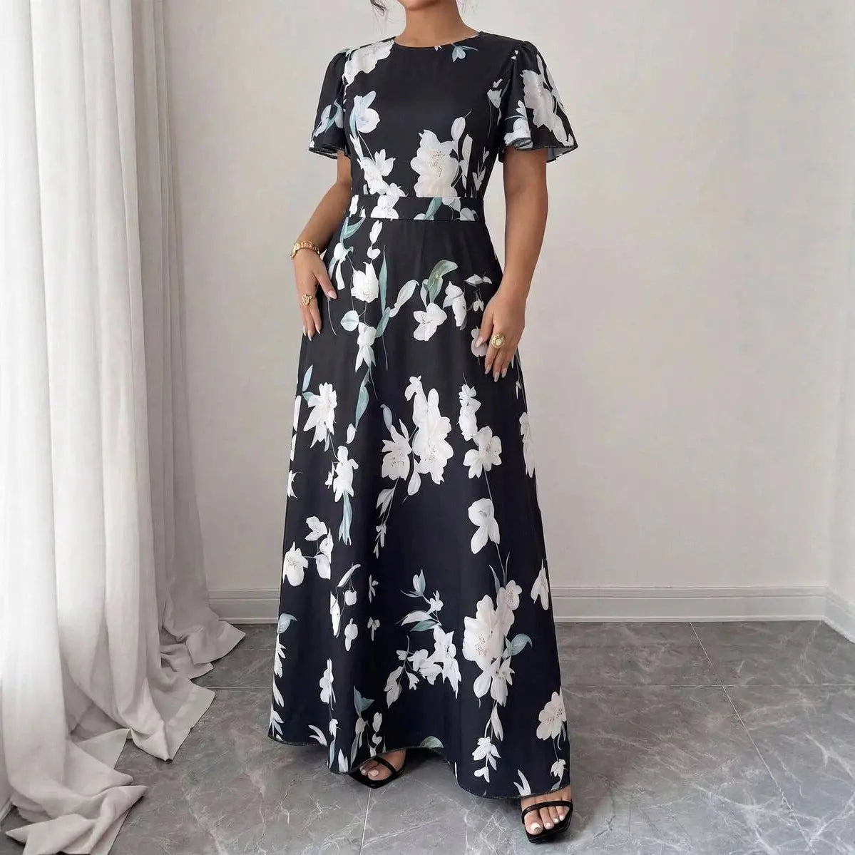 Chic Plus Size Women&