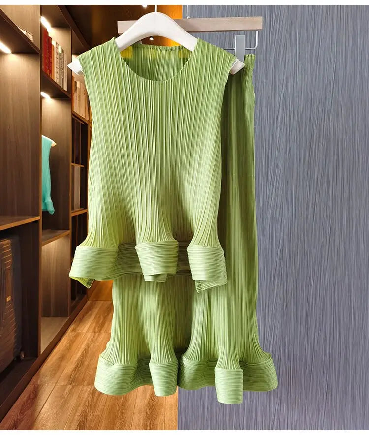 Women Fashion Summer 2 Pieces Set Pleated Sleeveless Tops &amp; Elastic Waist Ruffles Hem Skirt Sets Dress Set Outfits Traf - Everyday Curves