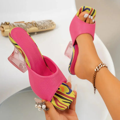 Fashionable high-heeled plus size women&