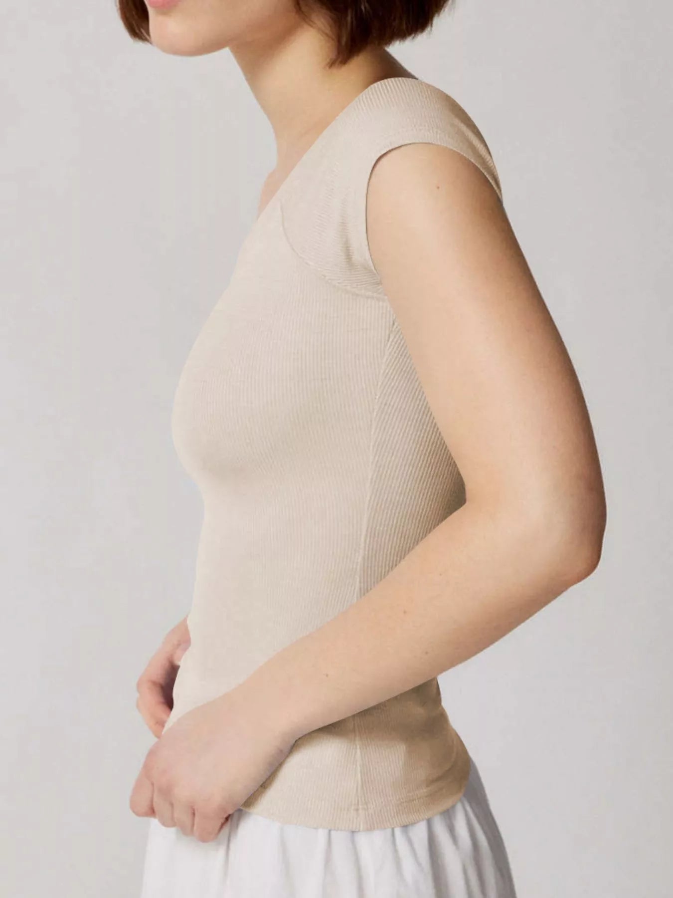 Sleeve Fitted T-Shirt Ribbed V-Neck Cap 4