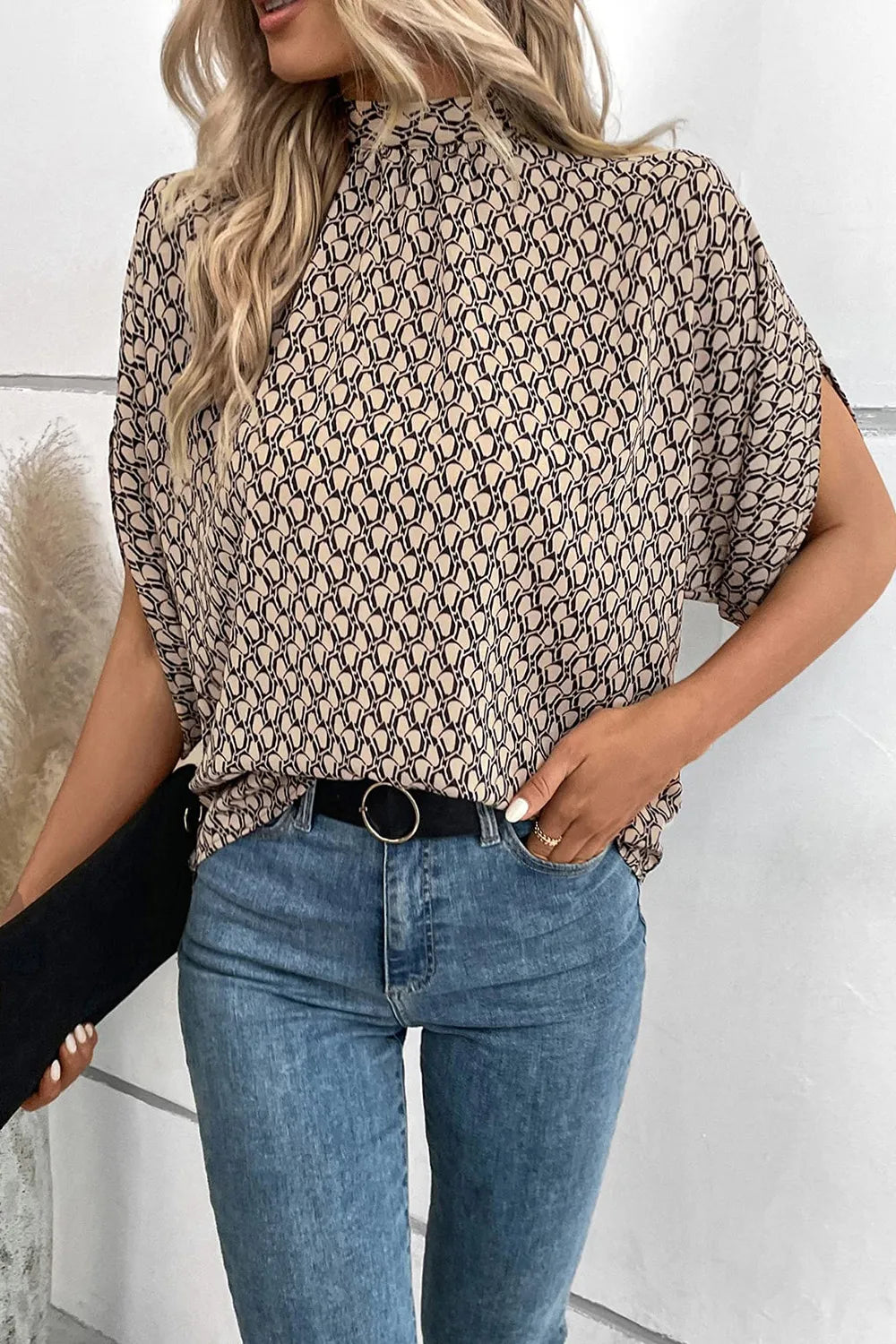 Tie Back Slit Half Sleeve Blouse 02