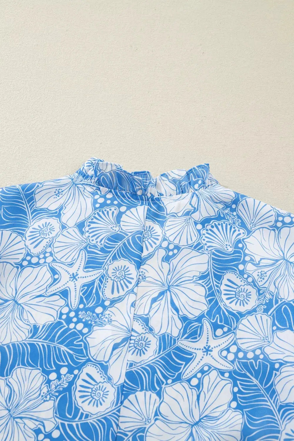 Scalloped Trim V Neck Short Sleeve Blouse 5