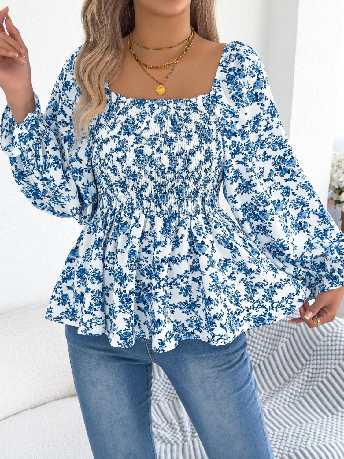 Floral Square Neck Flounce Sleeve Blouse 3